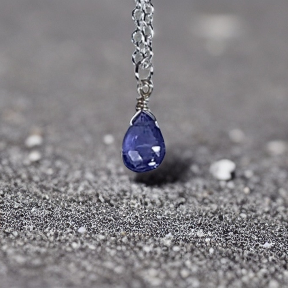 Genuine Tanzanite Pendant Necklace! - Picture 3 of 10